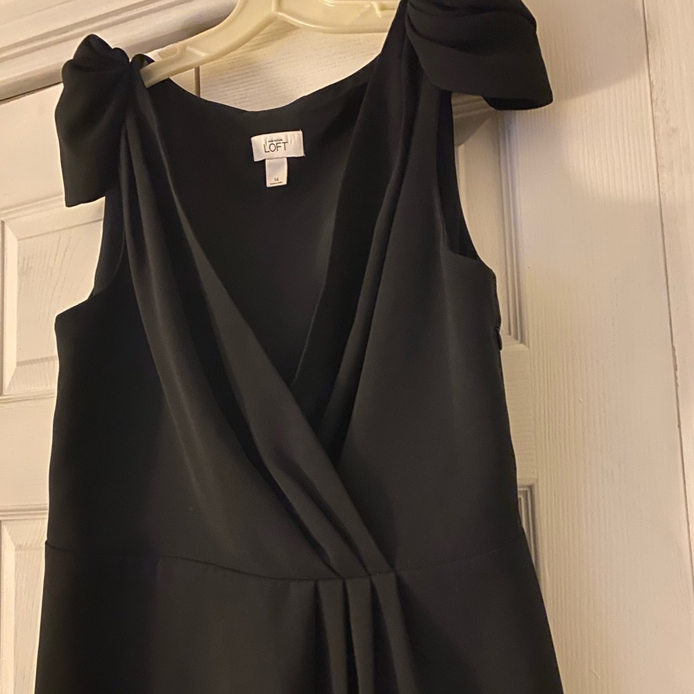 Ann Taylor LOFT  black dress size 14